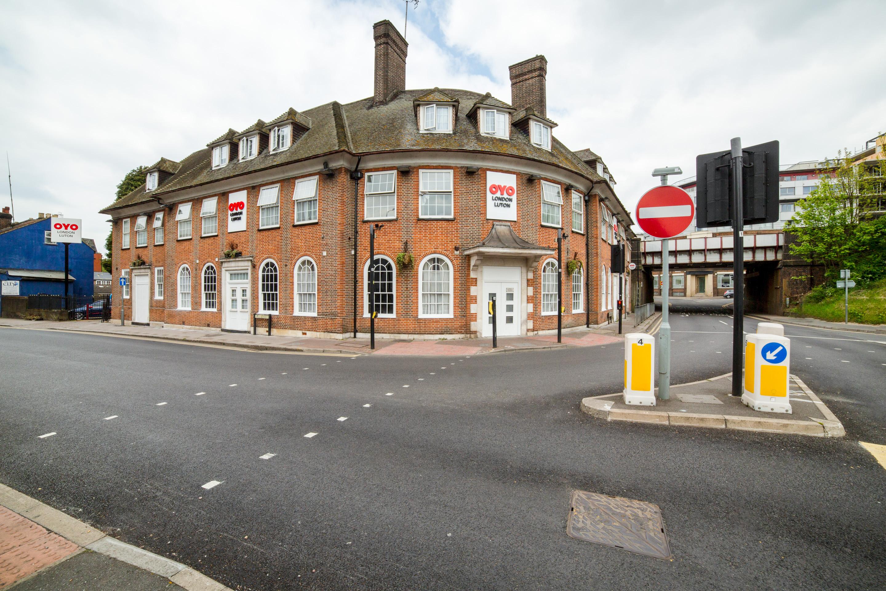 Oyo London Luton Ξενοδοχείο Λούτον Εξωτερικό φωτογραφία